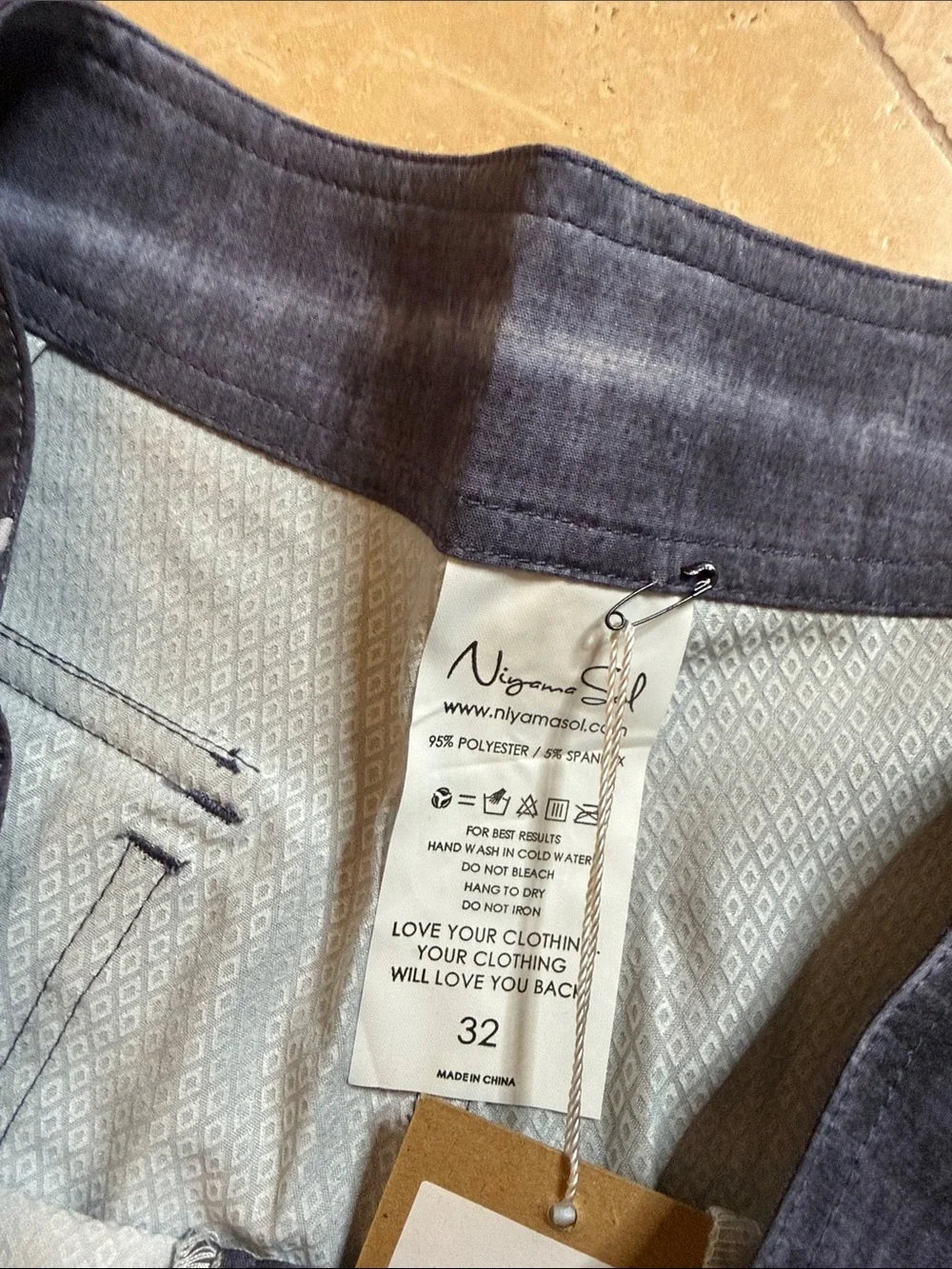 Niyama Sol light gray